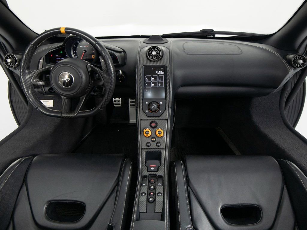 Used 2016 McLaren 675LT Spider photo 33