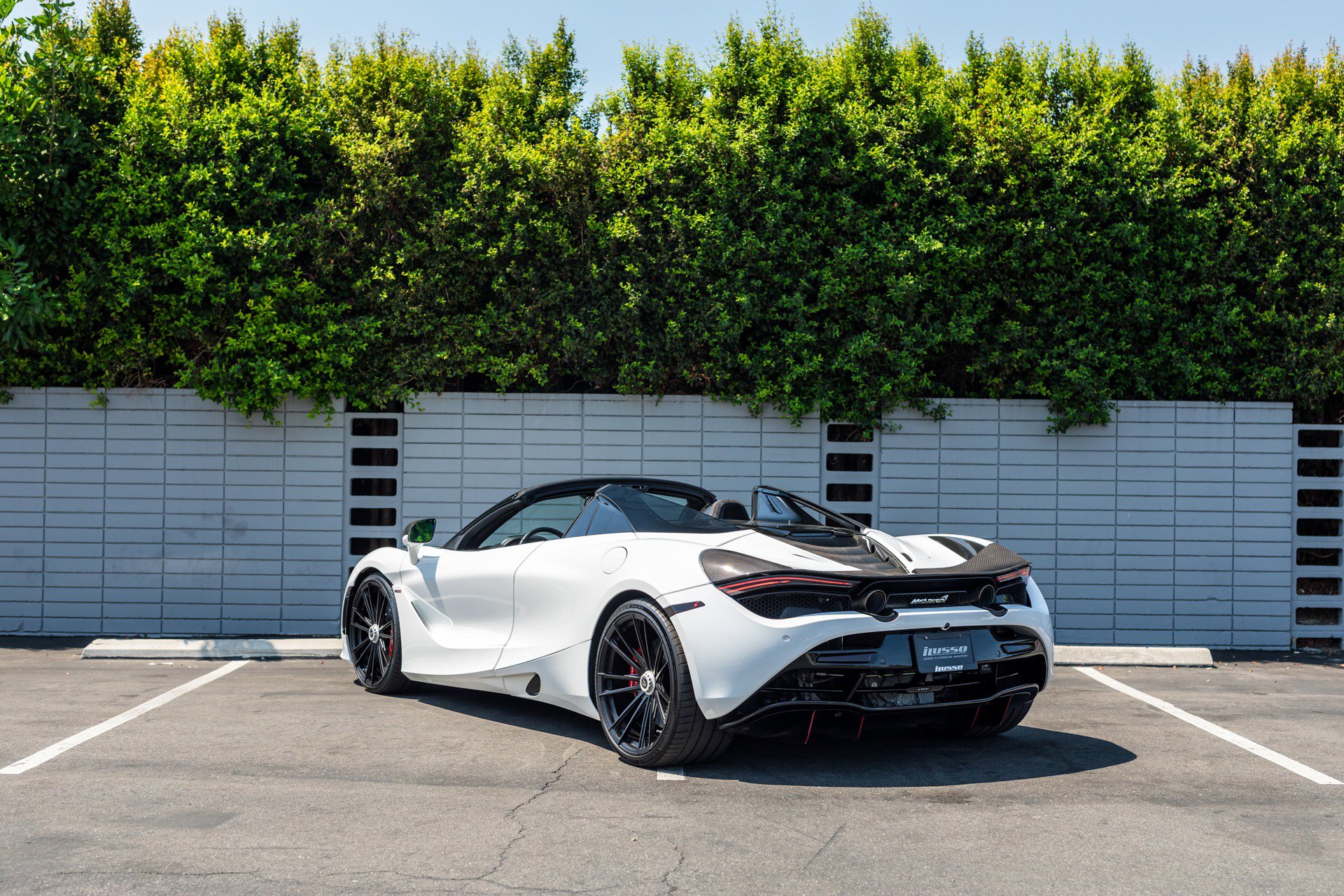 Used 2020 McLaren 720S Performance photo 40