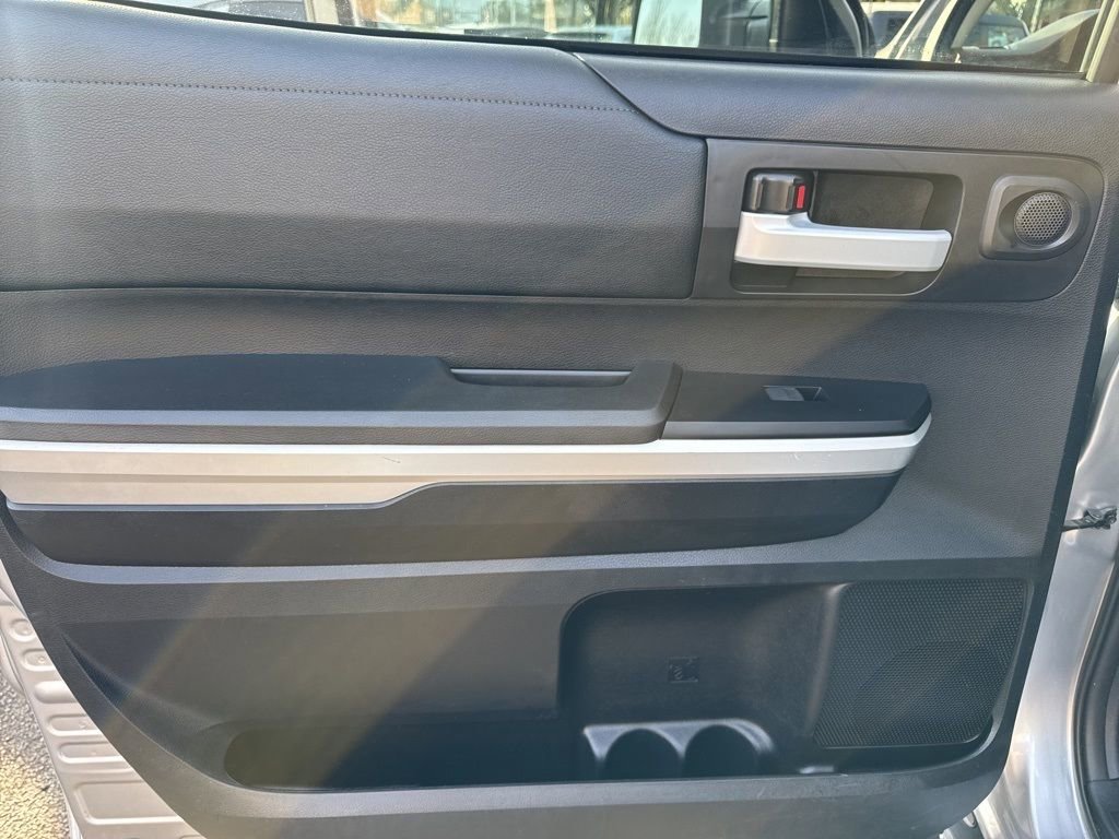 2014 Toyota Tundra SR5