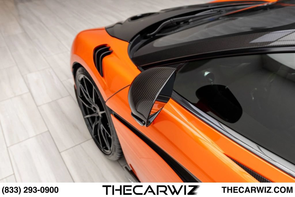 Used 2019 McLaren 600LT photo 16