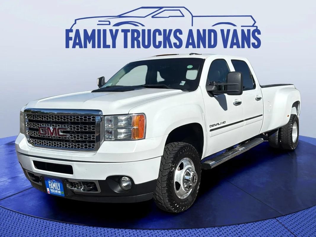 2014 GMC Sierra 3500HD 4WD Crew Cab 167.7" Denali for sale in Denver, CO
