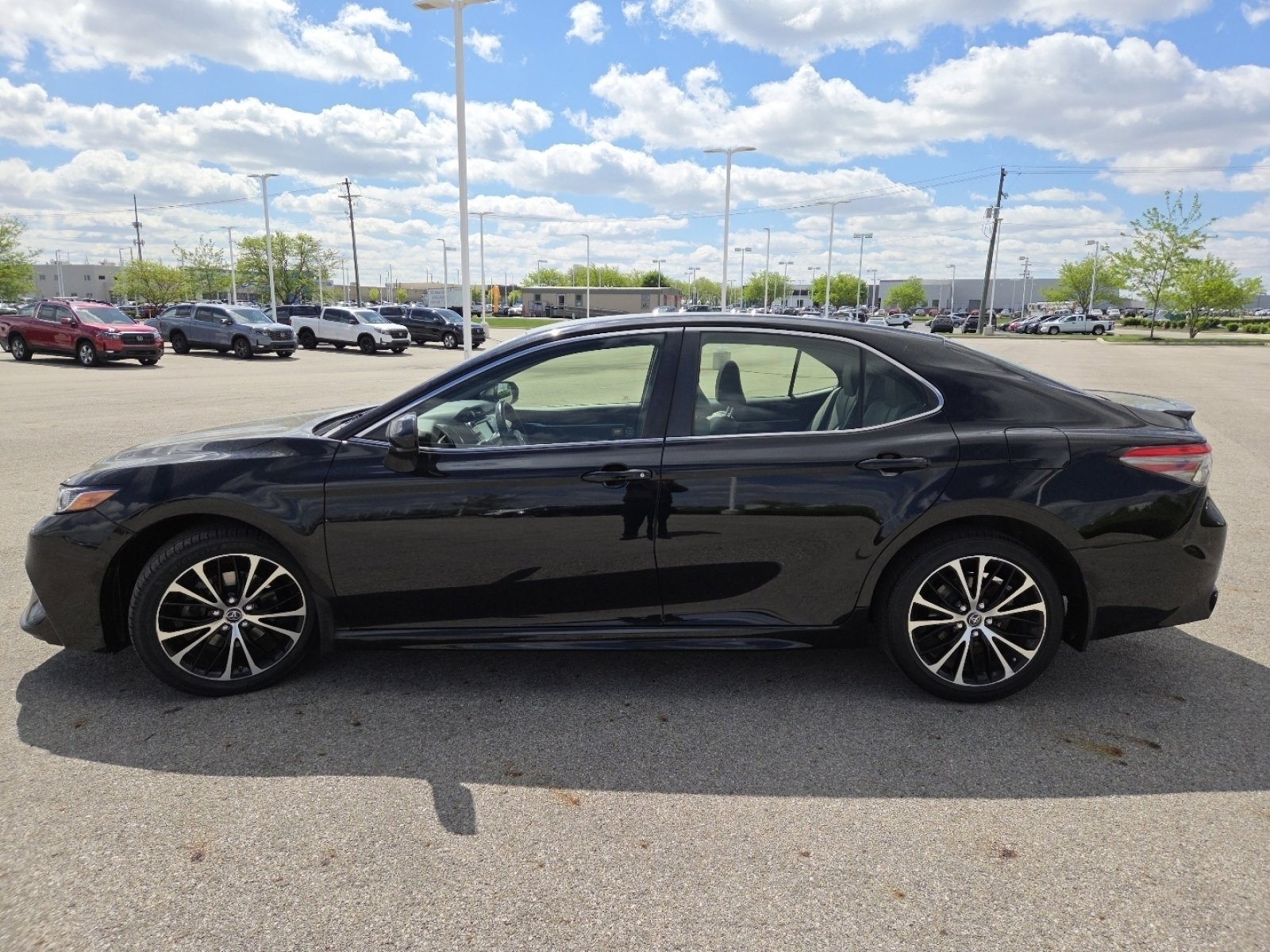 2018 Toyota Camry SE