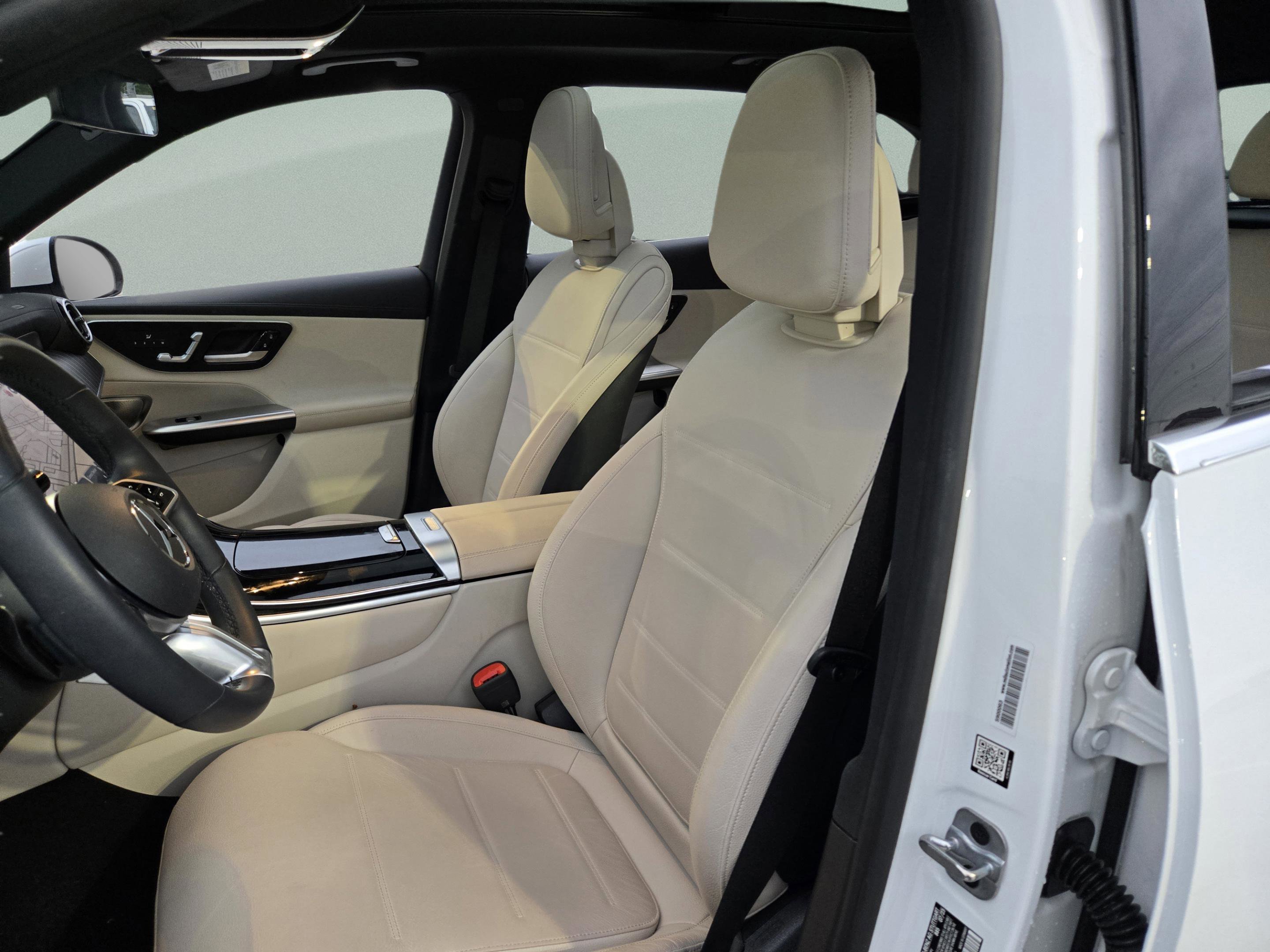 2024 Mercedes-Benz GLC 300