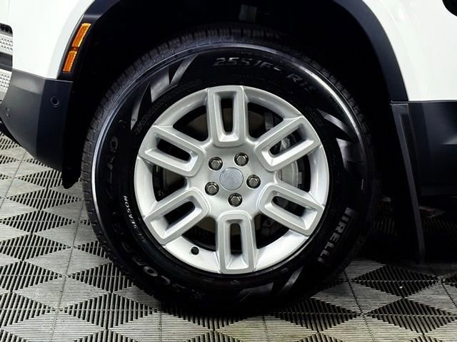 2025 Land Rover Defender 110 S