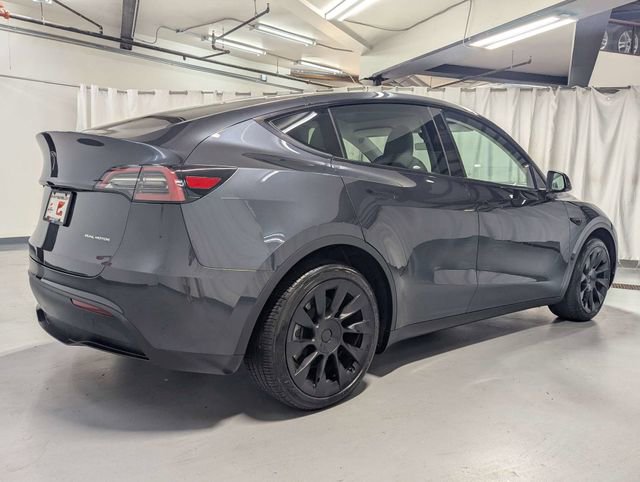 2024 Tesla Model Y Long Range