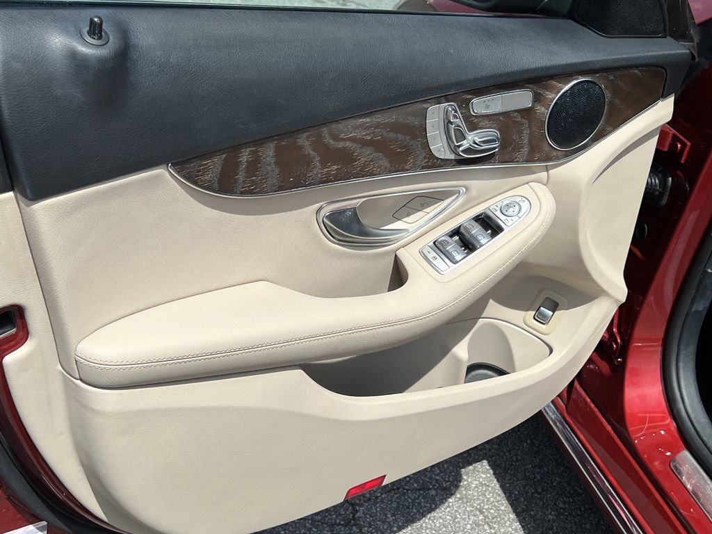 2018 Mercedes-Benz C 300 Sedan