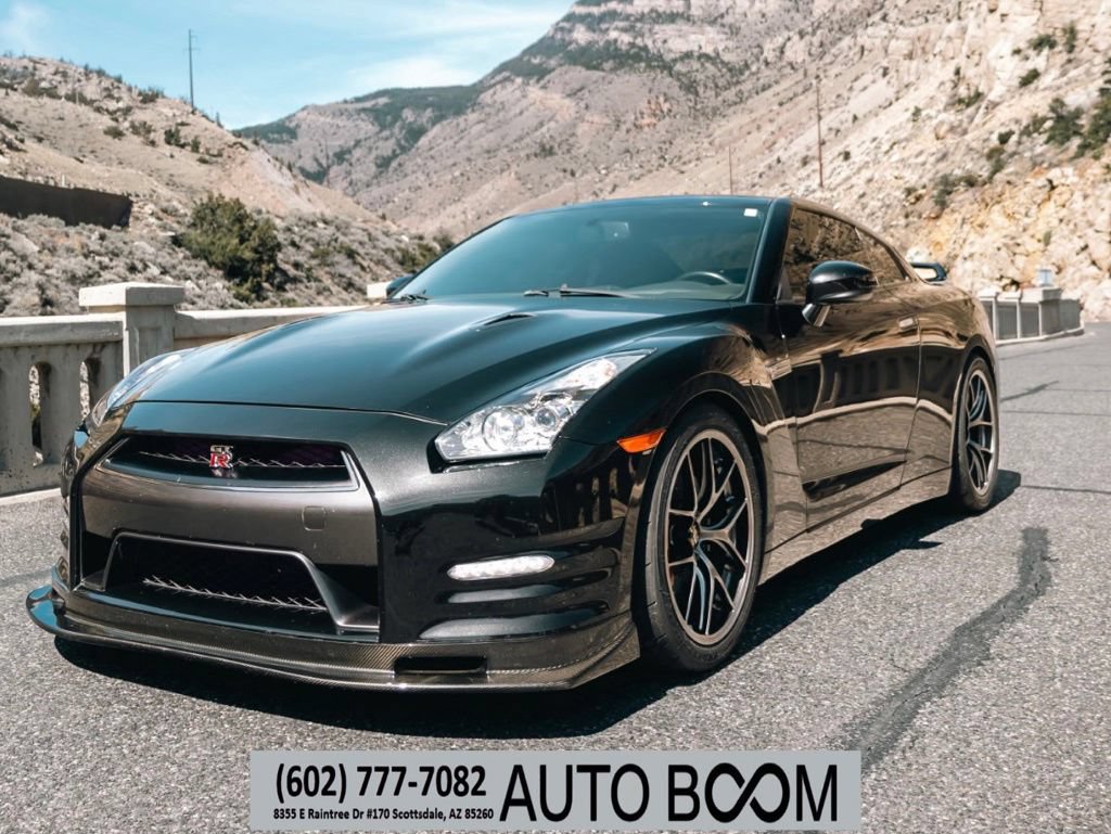 Used 2014 Nissan GT-R Premium