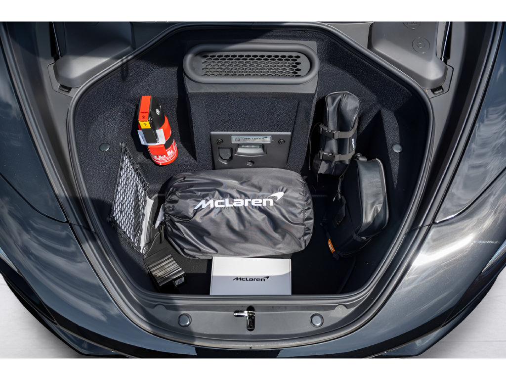 New 2026 McLaren 750S photo 38