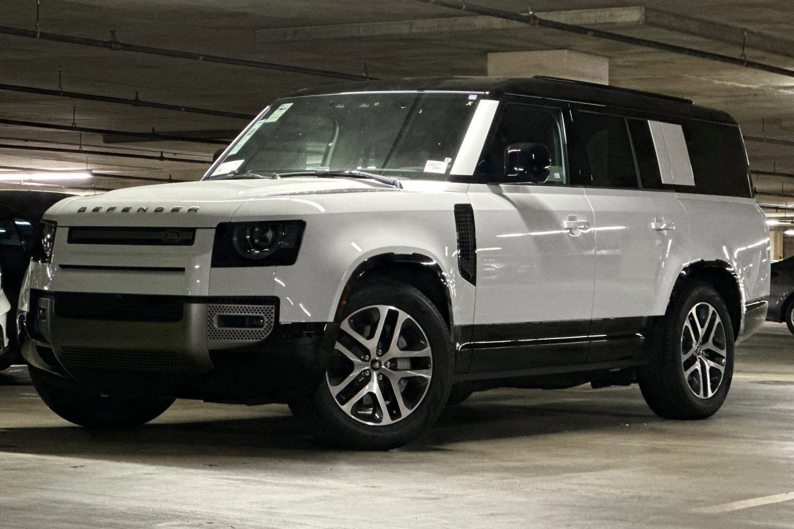 New 2025 Land Rover Defender 130 X-Dynamic SE