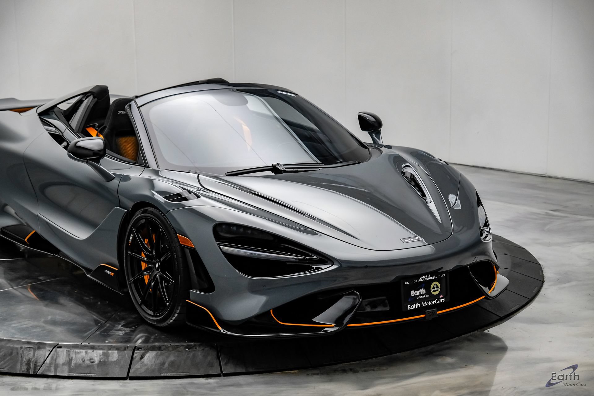 Used 2022 McLaren 765LT photo 37