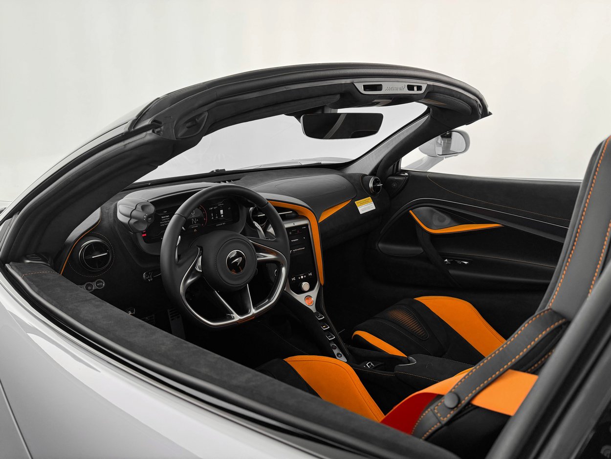 Used 2026 McLaren 750S Spider photo 29