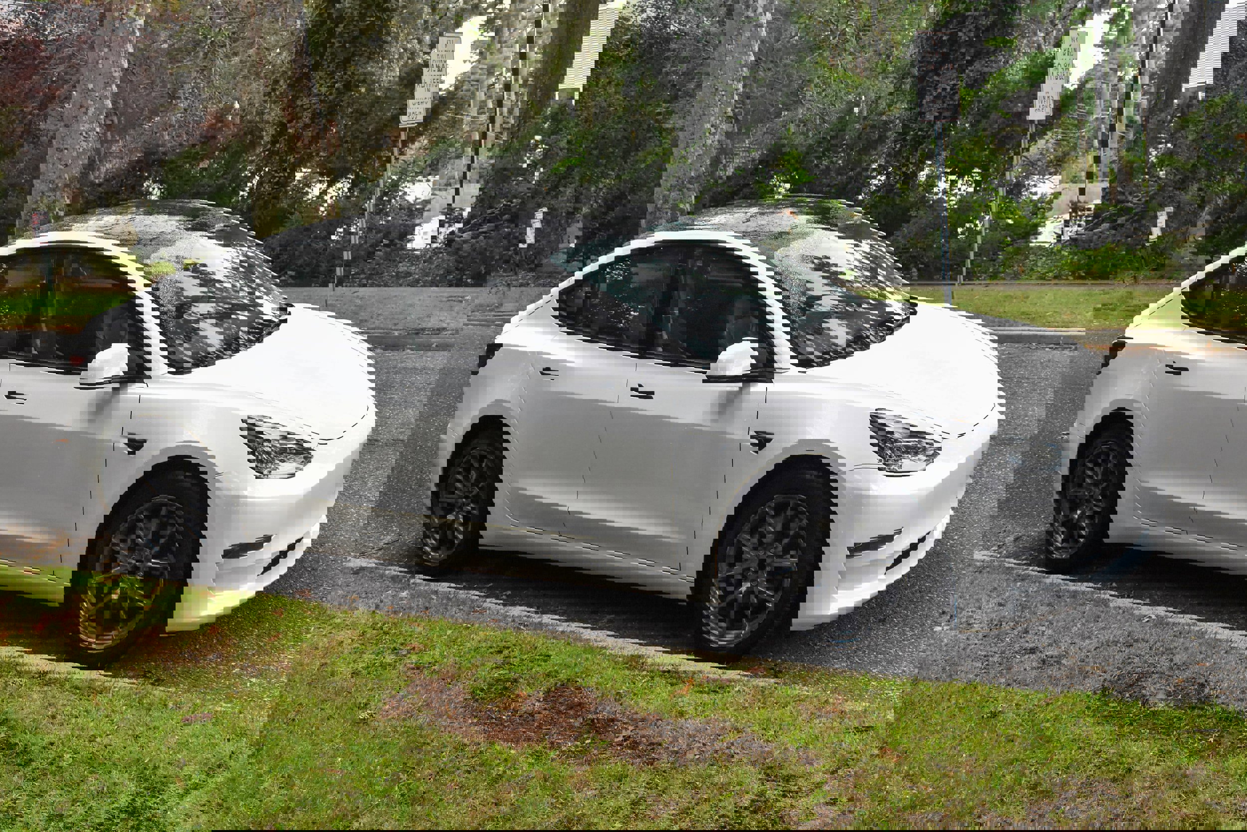 2023 Tesla Model 3 Standard Range