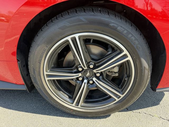 2024 Ford Mustang Premium