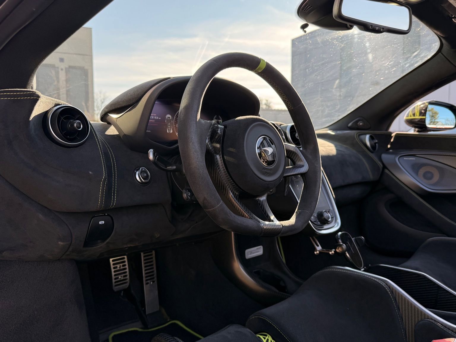 Used 2020 McLaren 600LT Spider photo 34