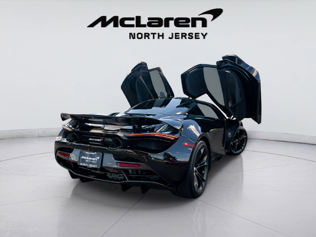 Used 2018 McLaren 720S photo 9