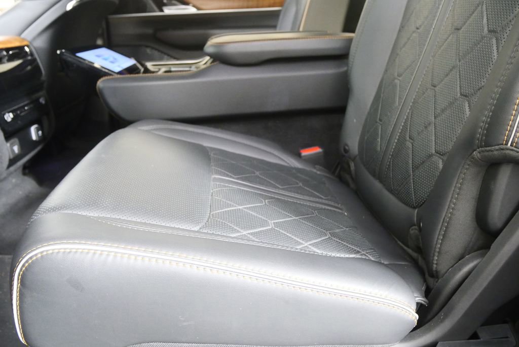 2024 Jeep Grand Wagoneer Series III