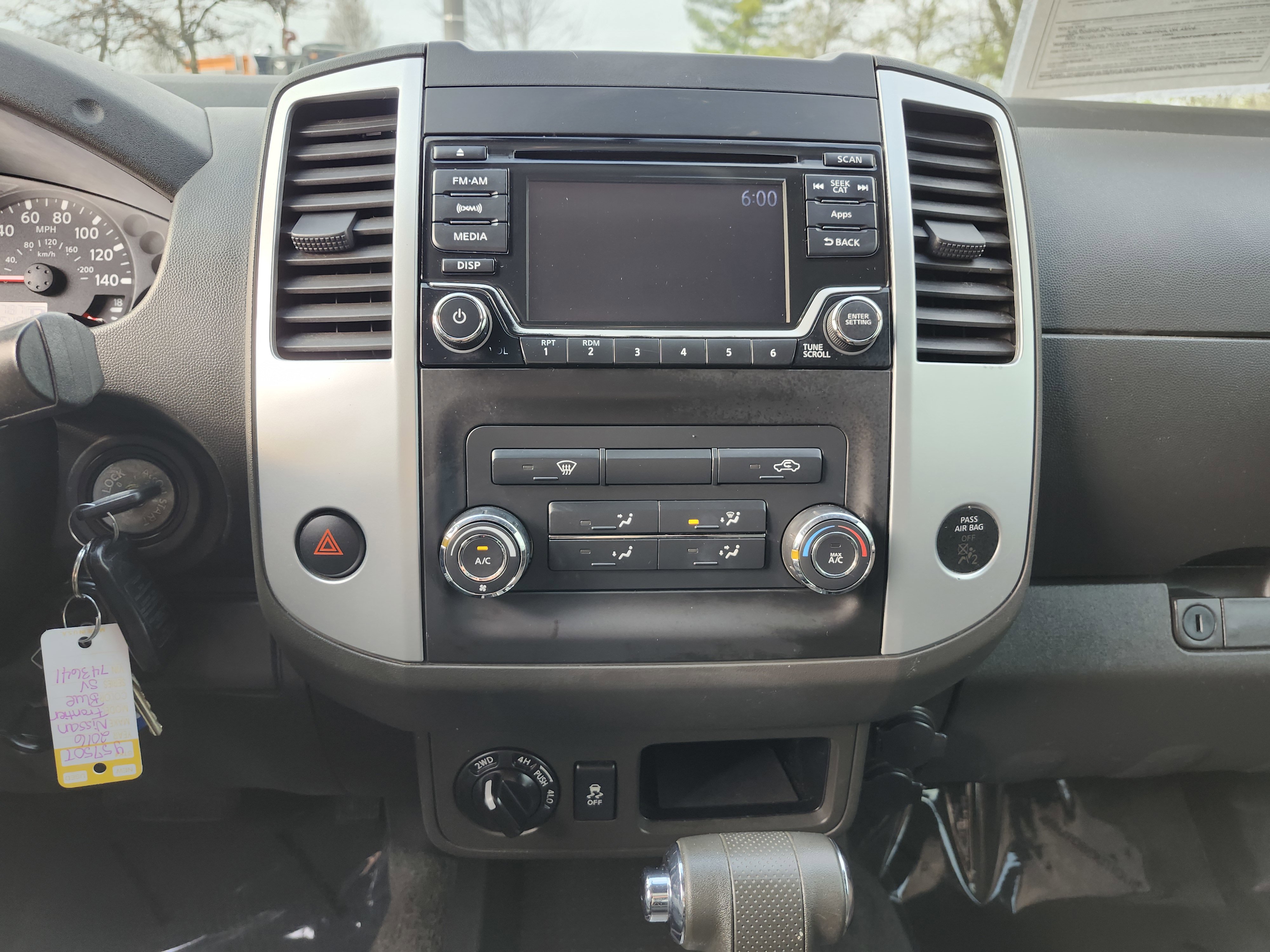 2016 Nissan Frontier SV