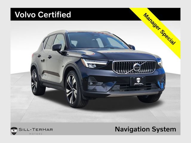 Certified 2023 Volvo XC40 B5 Ultimate w/ Climate Package