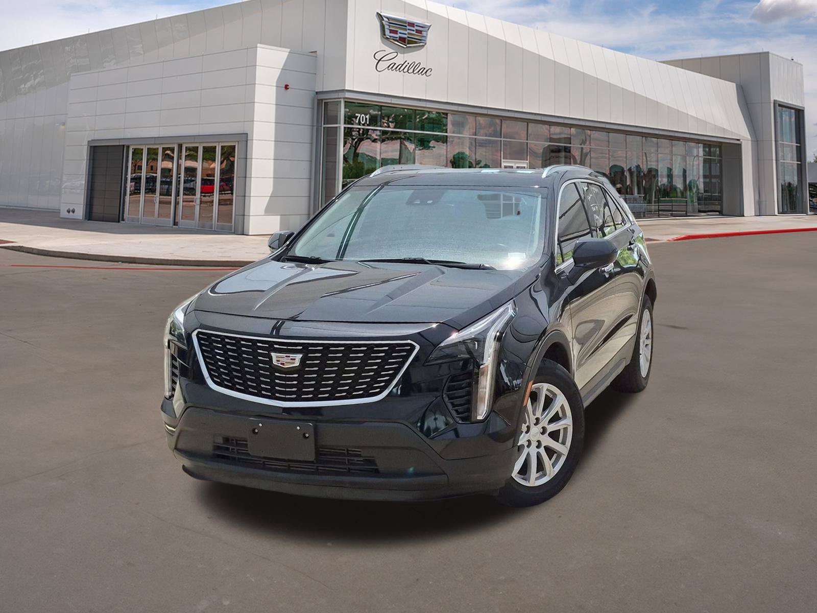 Certified 2023 Cadillac XT4 Luxury w/ Cold Weather Package