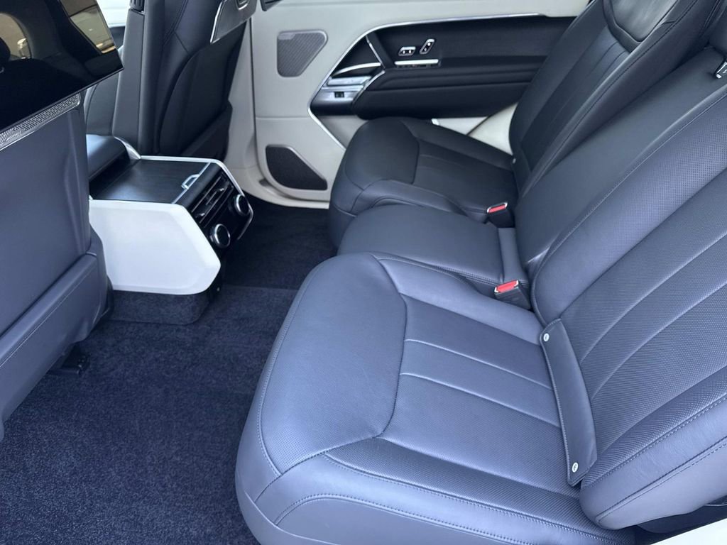 2024 Land Rover Range Rover Long Wheelbase Autobiography