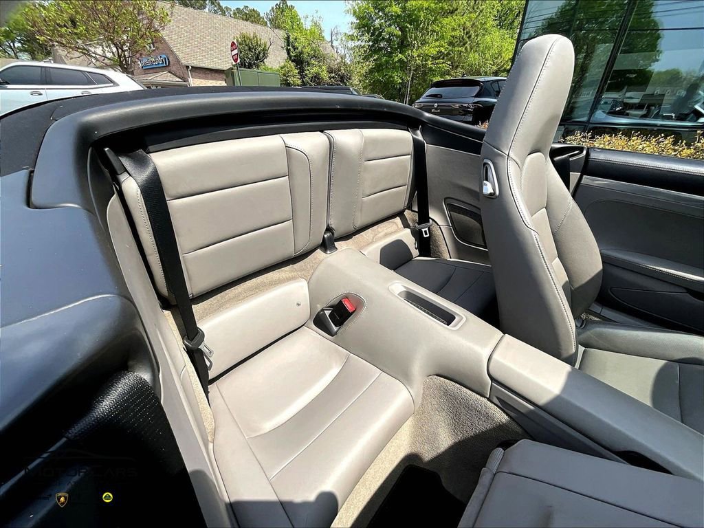 2014 Porsche 911 Carrera 4S