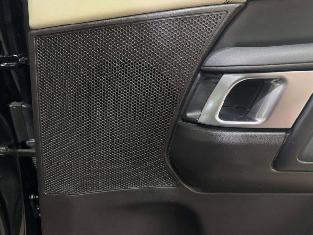 2017 Land Rover Discovery HSE