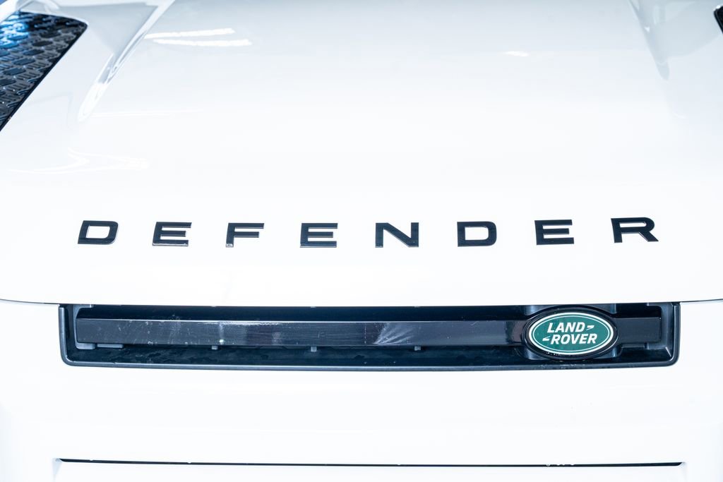 2023 Land Rover Defender 110 X-Dynamic SE