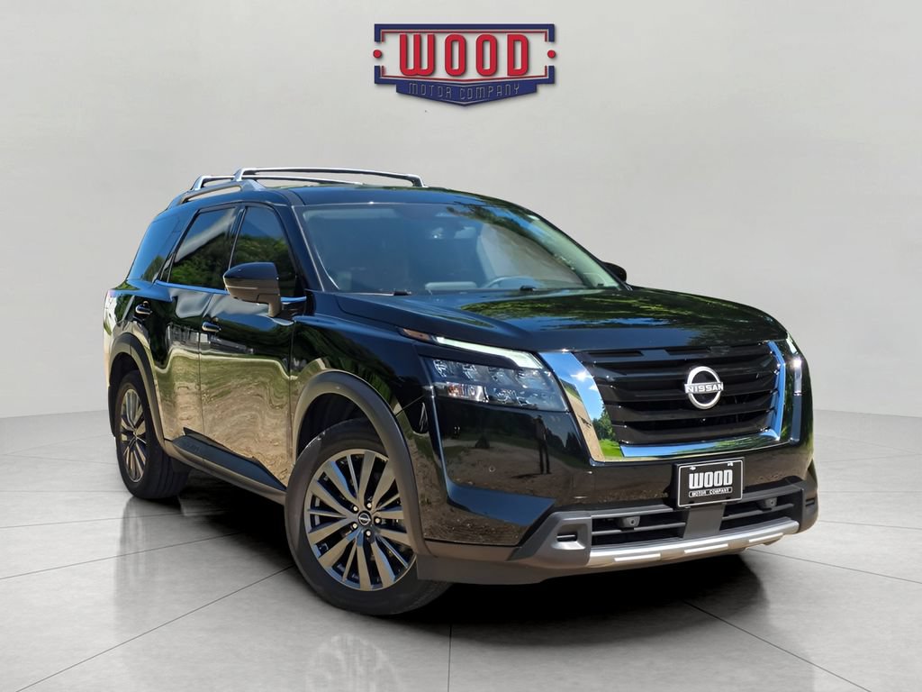 Used 2025 Nissan Pathfinder SL w/ SL Premium Package