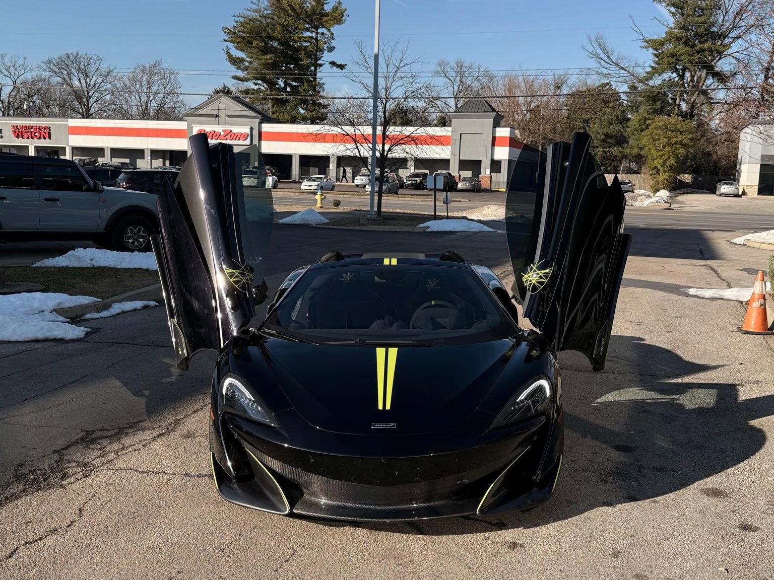 Used 2020 McLaren 600LT Spider photo 19