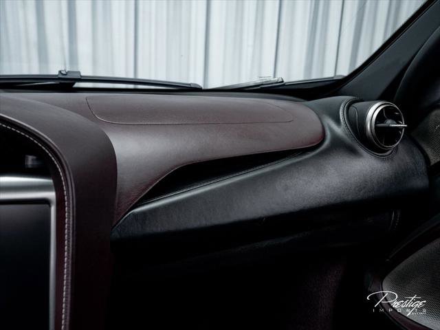 Used 2018 McLaren 720S Luxury photo 46