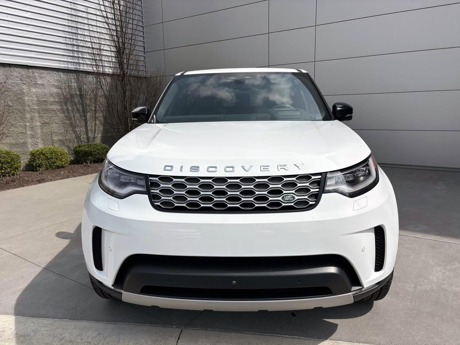 2025 Land Rover Discovery S