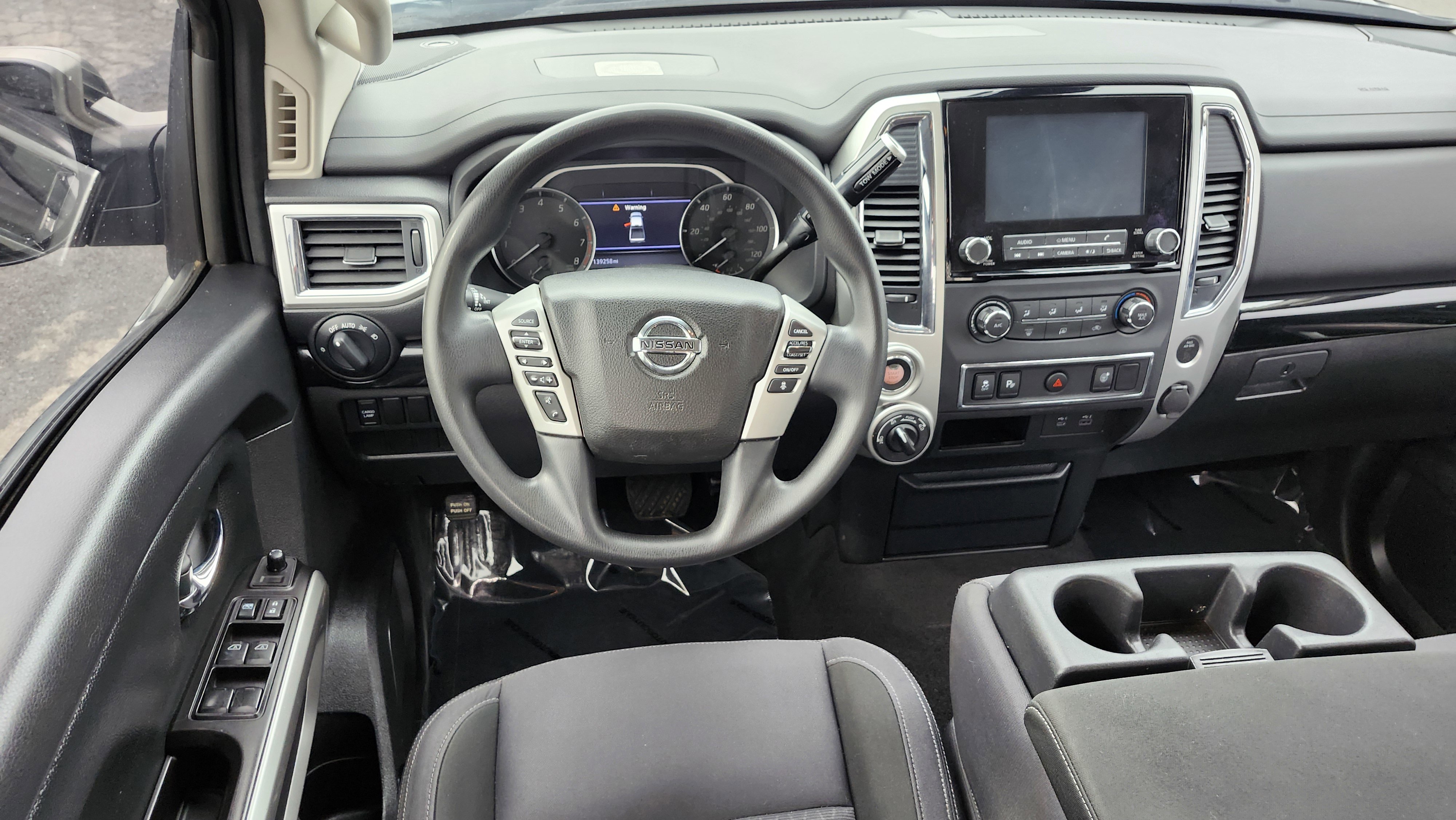 2021 Nissan Titan SV