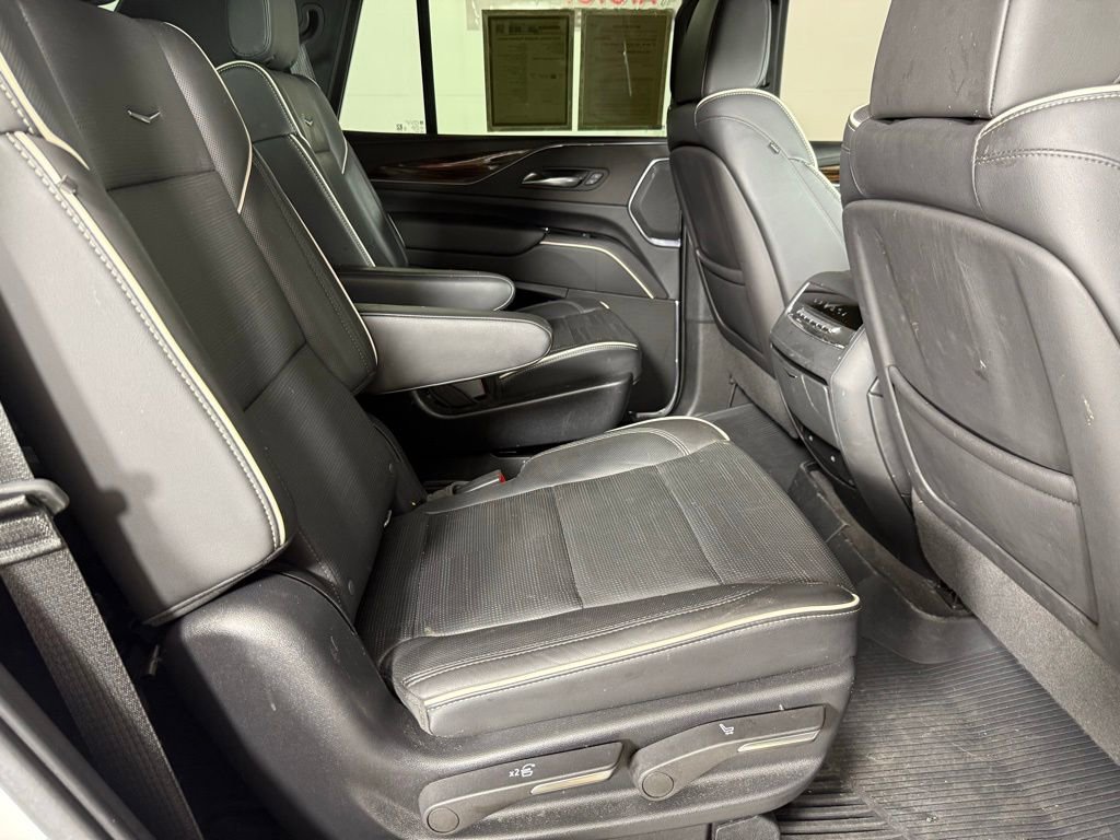 2022 Cadillac Escalade Premium Luxury