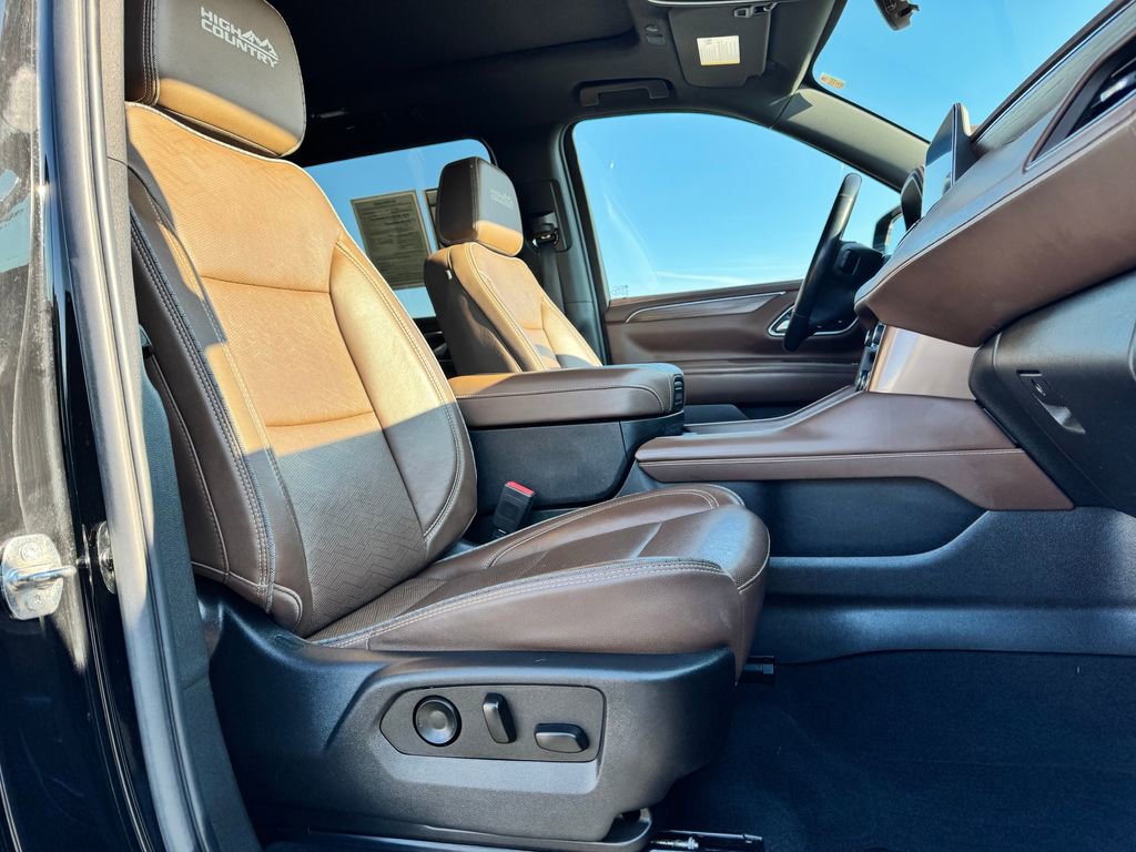 2022 Chevrolet Suburban High Country