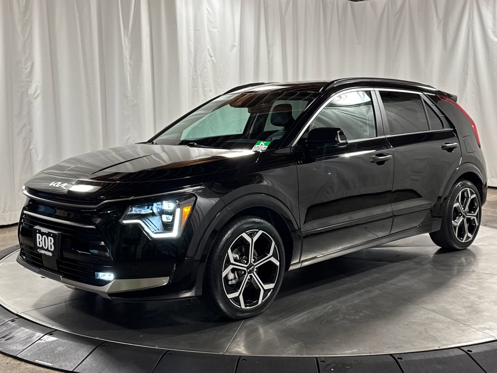 Certified 2023 Kia Niro SX Touring