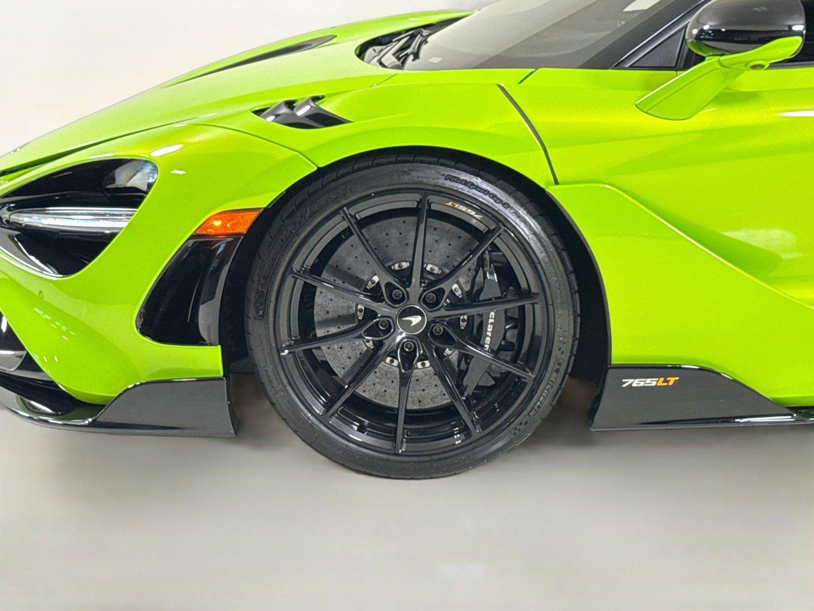Used 2021 McLaren 765LT photo 35