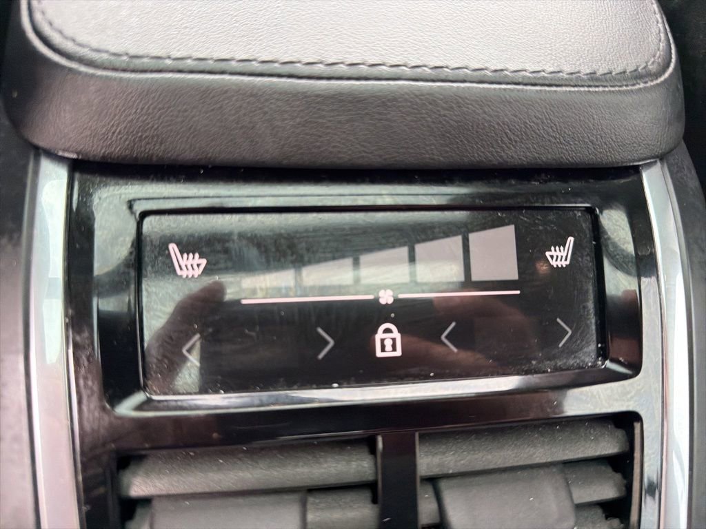 2023 Volvo Xc90 B6 Plus