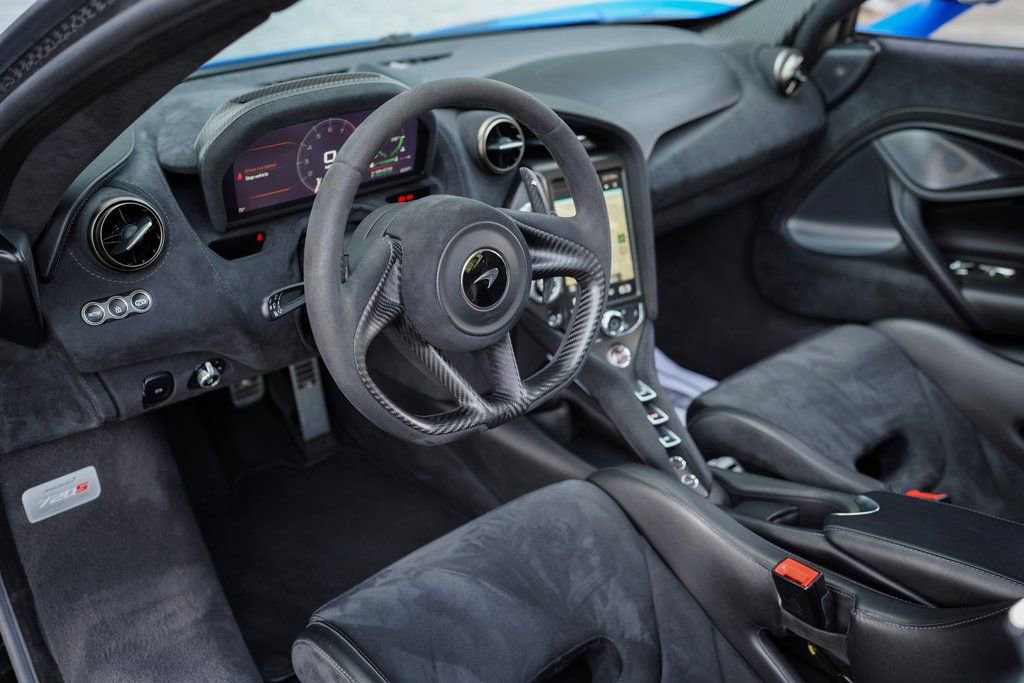 Used 2020 McLaren 720S Performance photo 26