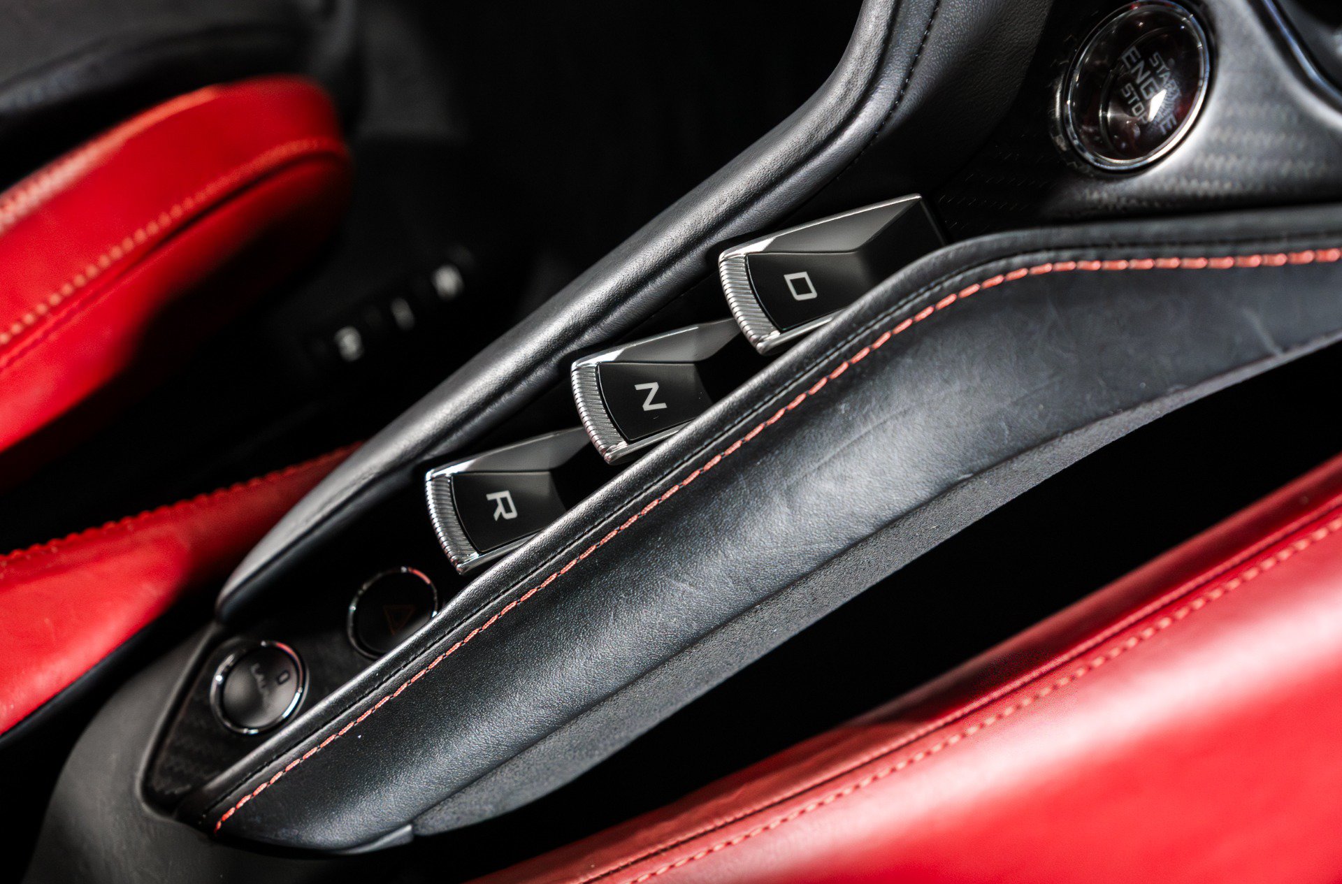 Used 2018 McLaren 720S Performance photo 34