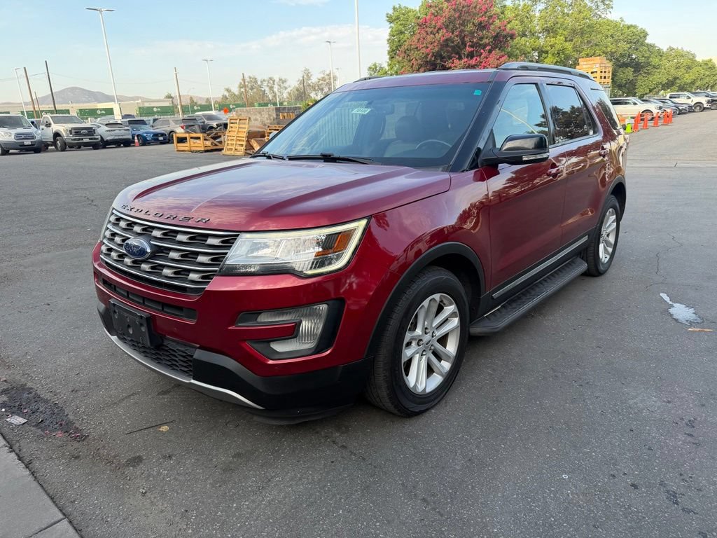 Used 2017 Ford Explorer XLT w/ Equipment Group 202A