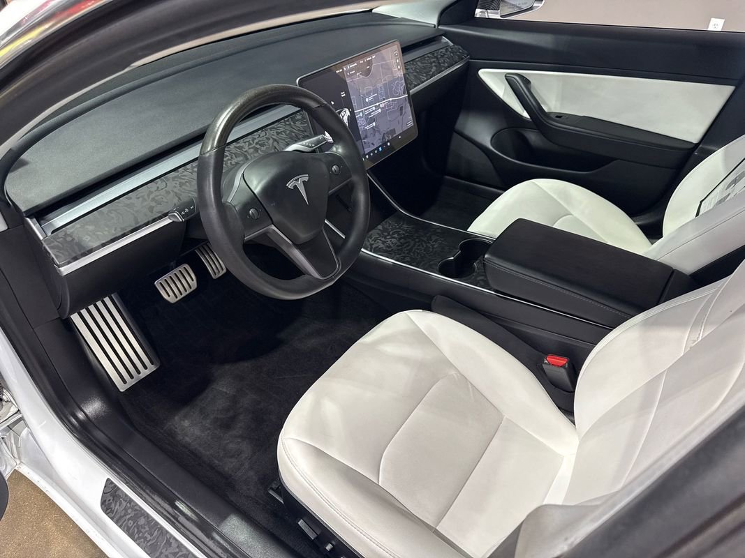 2020 Tesla Model 3 Performance