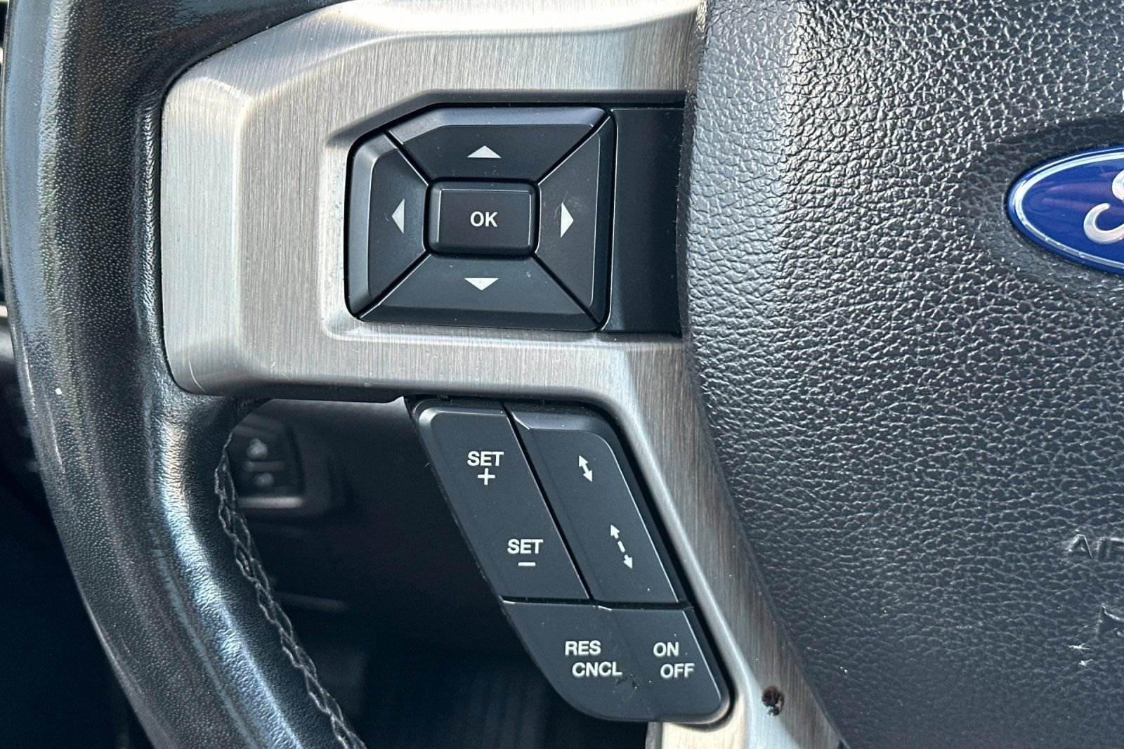 2017 Ford F150 Platinum