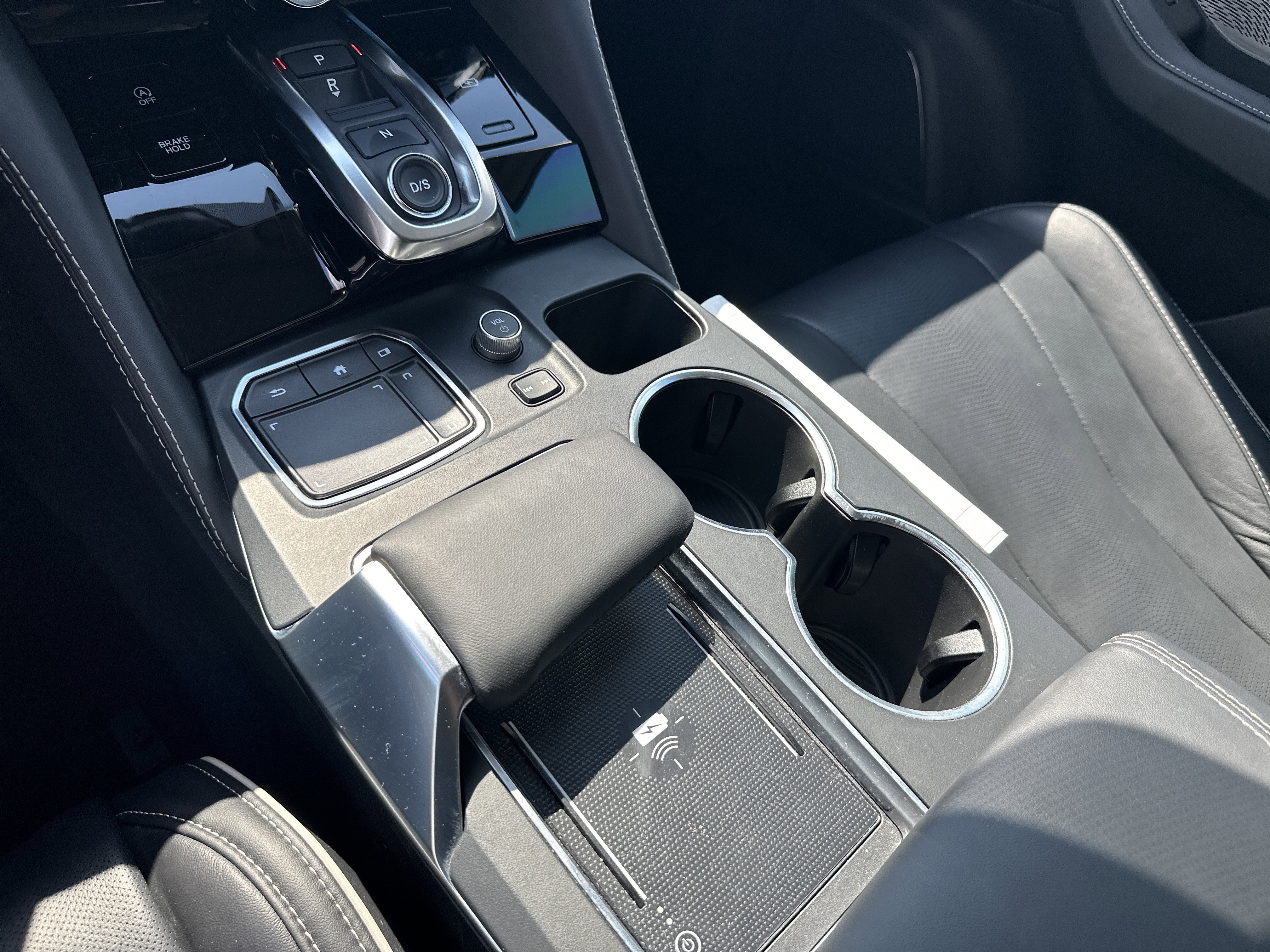 2024 Acura MDX SH-AWD w/ Advance Package