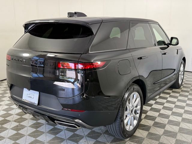2026 Land Rover Range Rover Sport SE