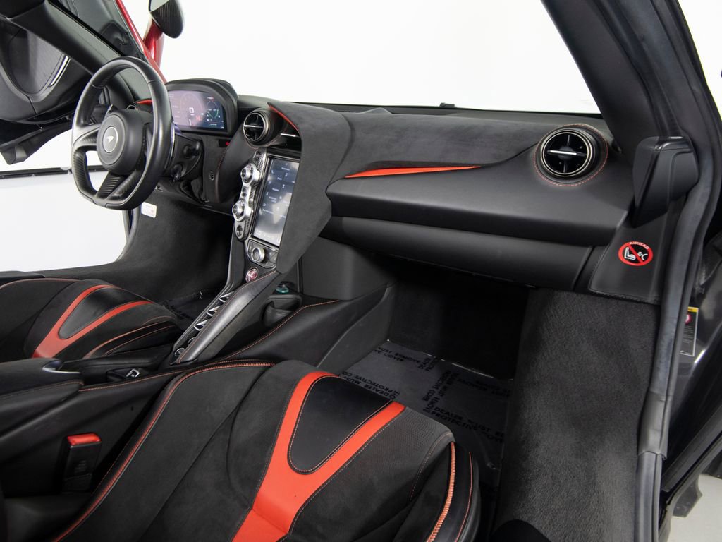 Used 2022 McLaren 720S Luxury photo 28