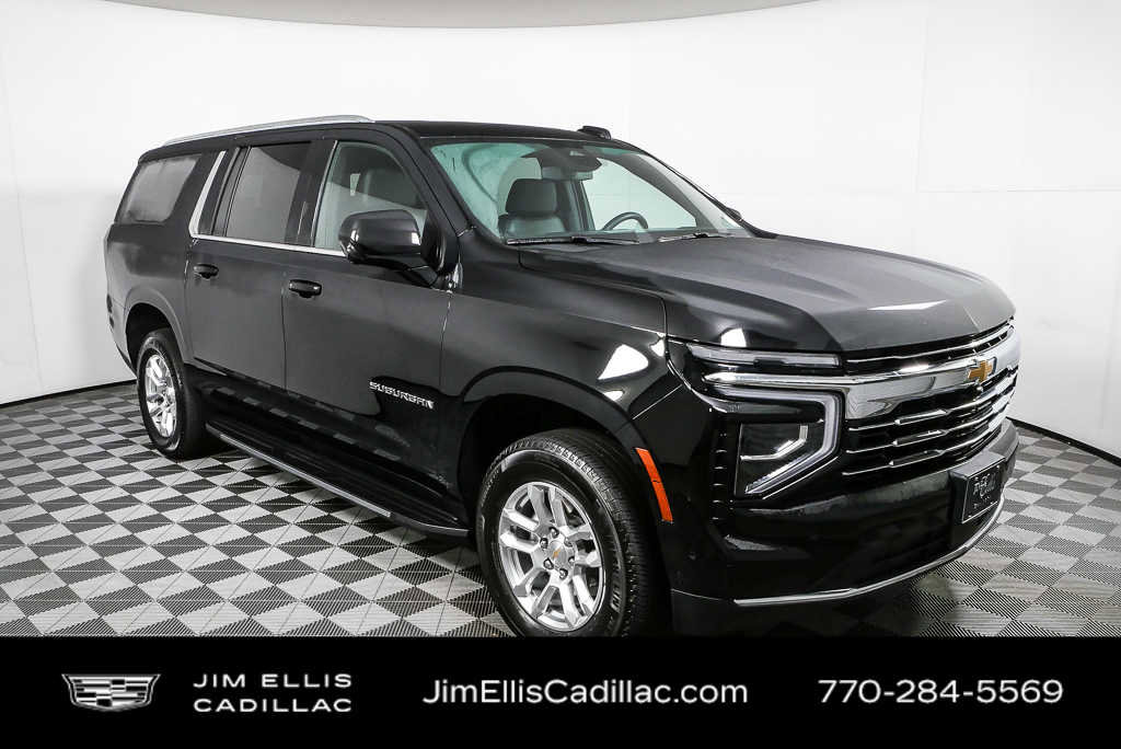 2025 Chevrolet Suburban LT