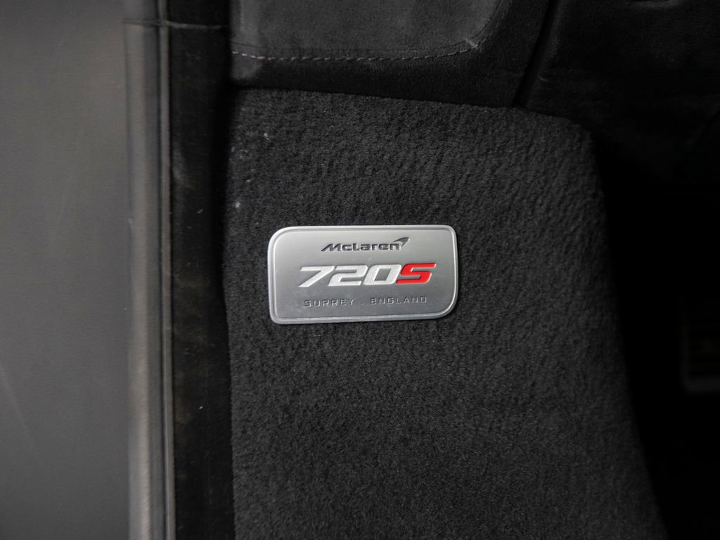 Used 2021 McLaren 720S Performance photo 14