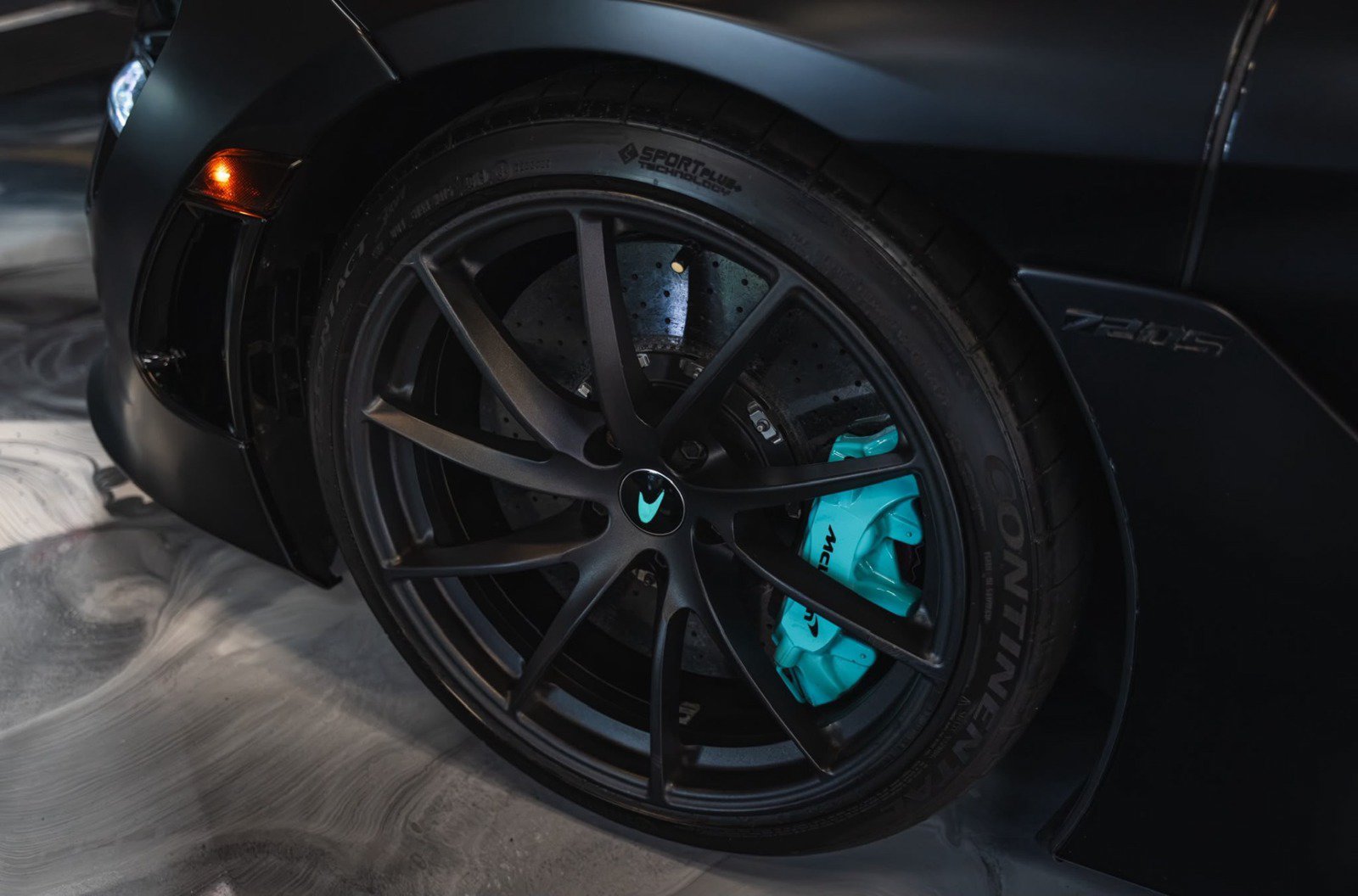 Used 2020 McLaren 720S Performance photo 23
