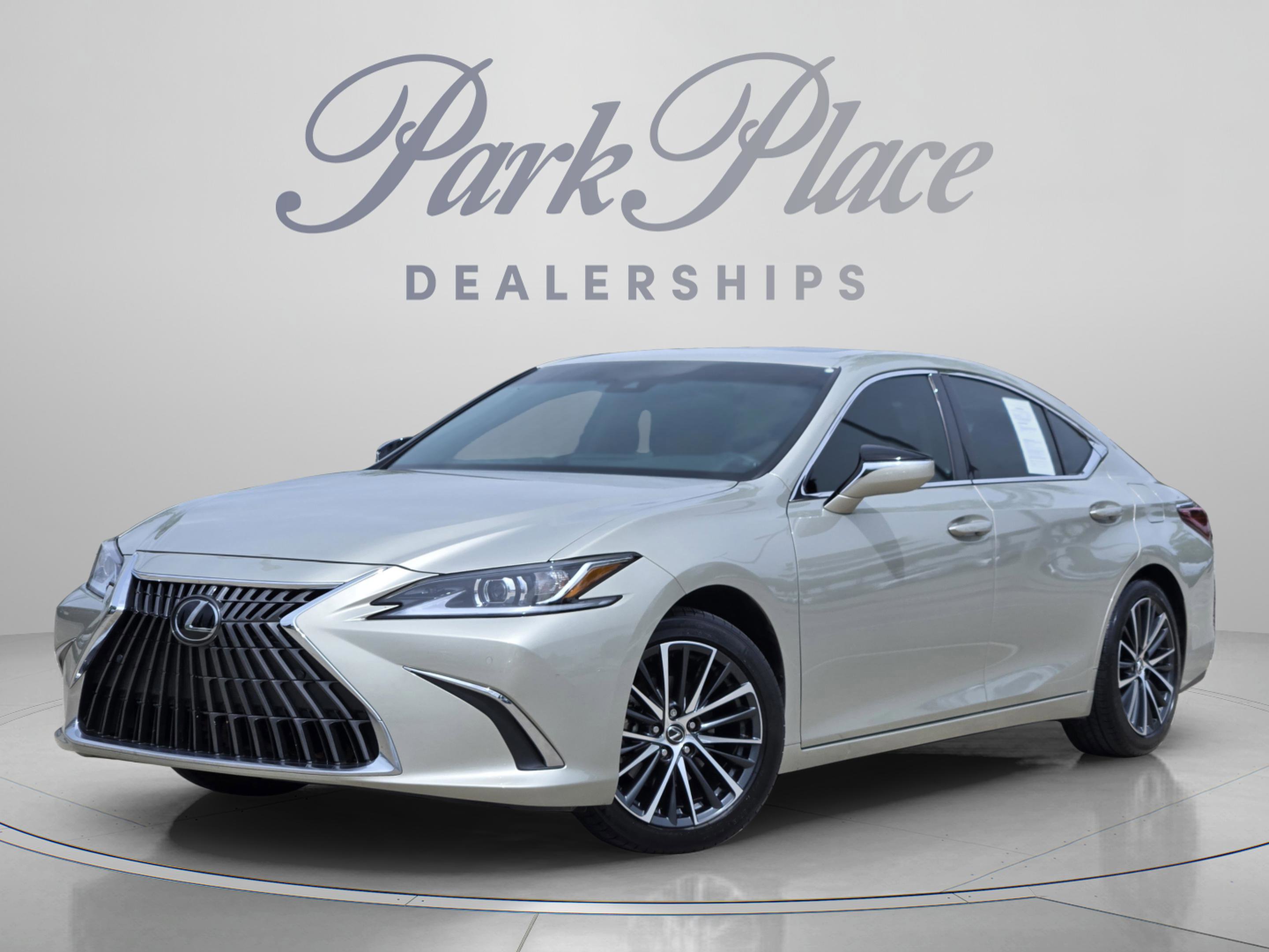 Certified 2025 Lexus ES 350 w/ Premium Package