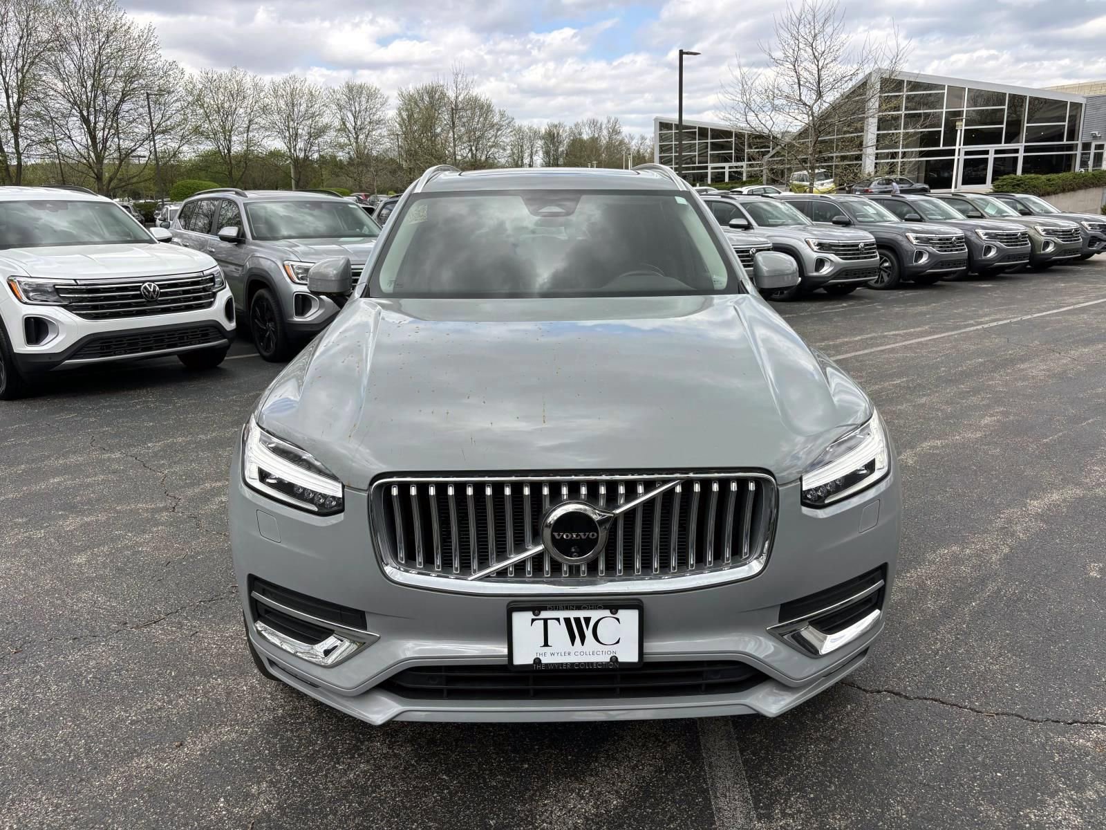 2024 Volvo Xc90 B6 Plus